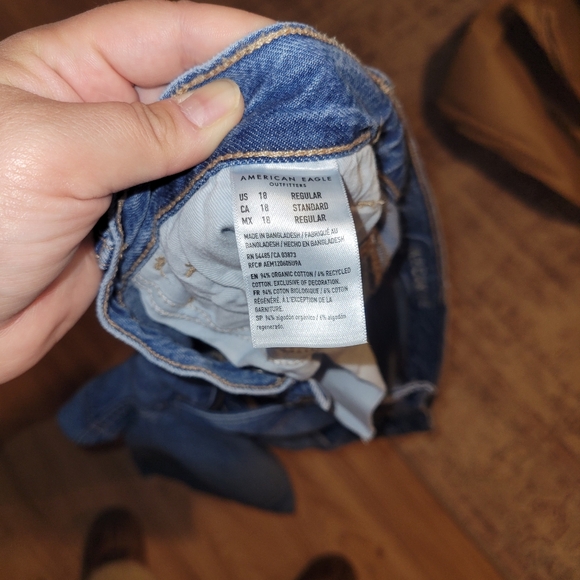 American Eagle Jeans (organic cotton) - Picture 6 of 7